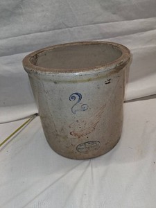Red Wing Stoneware 2 Gallon Crock with Wing Logo - Crack