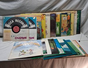 Lot of Childrens Vinyl Records Including The Muppet Movie Original Soundtrack, Pinocchio Retold by Walter de la Mare, and Happy Birthday Songs