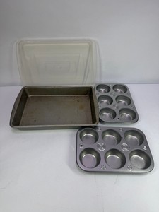 Assorted Metal Baking Pans  Rectangular Cake Pan & Nonstick Muffin Tins