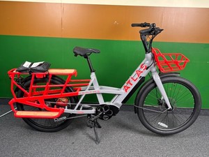 Serfas Atlas 750W Cargo E-bike - Universal Size - $2799 MSRP - NEW