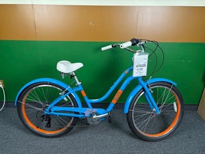 Sun Cruz Step Thru Seven Speed - Size Small - $600 MSRP - NEW