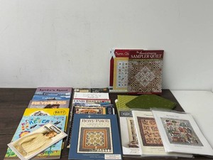 Quilting Books, Patterns & Fabric Mixed Lot