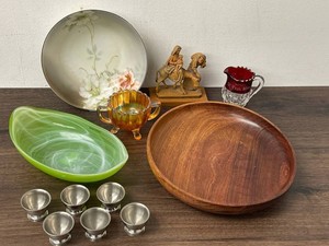 ANRI Figurine, Glass, Porcelain & Woodware Mixed Lot
