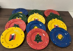 Christmas Holiday Plates, Lidded Dish & Tree Platter Mixed Lot