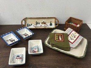 Christmas Kitchen & Serving Decor Mixed Lot