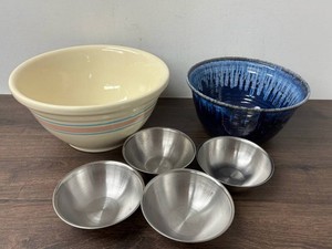 Mixed Lot - Ceramic and Stainless Steel Bowls (6 Pieces)