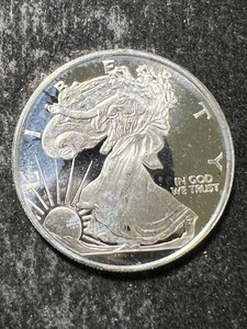 HALF TROY OZ .999 FINE SILVER AMERICAN EAGLE ROUND