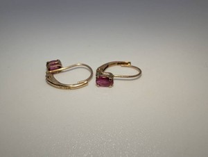 10K Yellow Gold Ruby Leverback Earrings  0.7 Grams