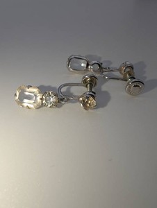 12K Gold-Filled Clear Rhinestone Drop Screwback Earrings  2.5 Grams