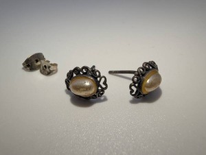 Sterling Silver Pearl-Like Stud Earrings With Heart & Scroll Frames  1.2 Grams