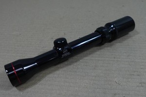 Simmons 1.5-4.5x32 Riflescope