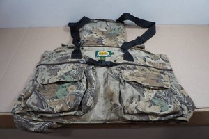 Cabelas Hunting Vest with Padded Back Rest - XL