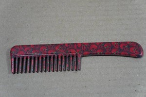 Hidden Knife Comb