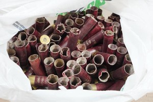 100 Federal 12 Gauge Gold Medal Paper Hulls