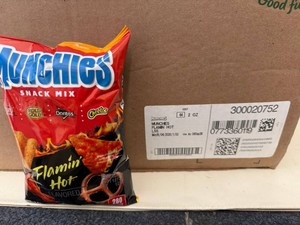 64x Munchies Snack Mix-Flamin Hot