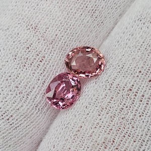 1.85 Carat Total Weight Natural Pink Spinel Oval Cut Gemstones  Matching Pair Retail $370