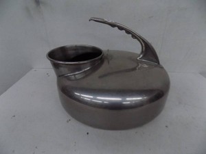 Stainless steel milker