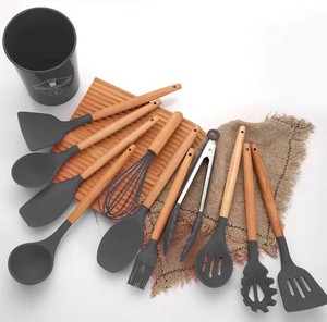 Silicone Kitchen Utensils Set With Plastic Holder - New