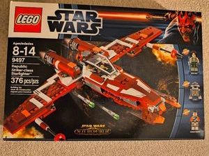 LEGO RETIRED STAR WARS Republic Striker Class Star Fighter