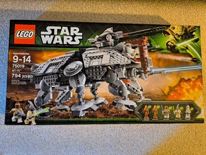 RETIRED LEGO Star Wars AT-TE (Set 75019)