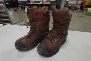 Cabelas Predator Extreme Pac Boots - Size 13