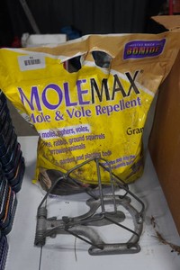Molemax Mole & Vole Repellant and Trap