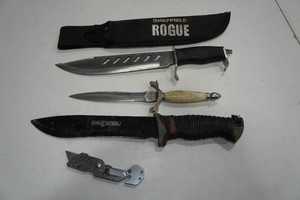Hunting and Utility Knives