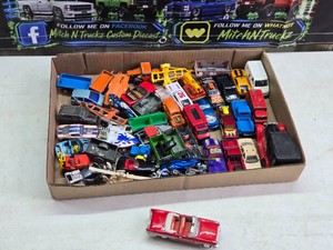Lot of Diecast Toy Cars Including Matchbox, Midgetoy, Tootsietoy, and Maisto