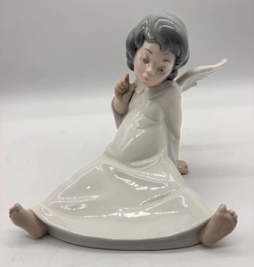 Lladro 4962 Porcelain Angel Figurine - 6 in Tall