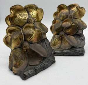 Vintage Pair of 5-Inch Decorative Floral Dogwood Bookends