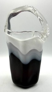 Artline Japan Black & White Art Glass Basket 7 Inch