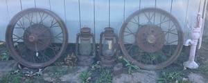 Vintage Wagon Wheels, Lanterns & Hand Pump Mixed Lot