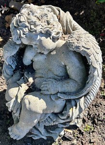 Winged Cherub Garden Statue 14 X 15 X 13 in