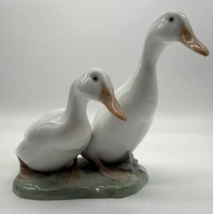 Royal Copenhagen Porcelain Duck Figurine Group 2128 - 5 in