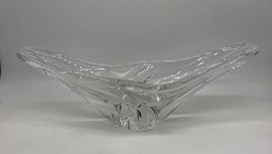 Clear Crystal Sculptural Centerpiece Bowl - 16 X 5 X 5 Ft