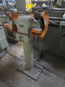 Black & Decker Pedestal Grinder