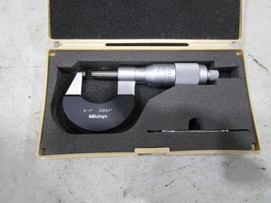 Mitutoyo 0-1 Micrometer