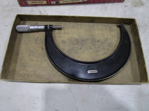 Starrett 5-6 Micrometer