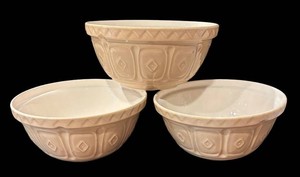 A - Mason Cash Nesting Bowl Set