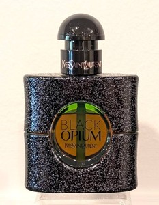 B - Perfume - Yves Saint Laurent Black Opium Eau De Parfum 30ml