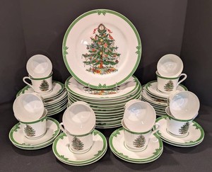 A - Christmas China Set - Yule Tide Christmas Tree Service (Lot of 20)