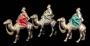 A - Vintage Wise Men Camel Figurines (Lot of 3)