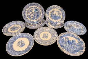 B - Blue & White Plates - Spode Blue Room Collection (Lot of 19)
