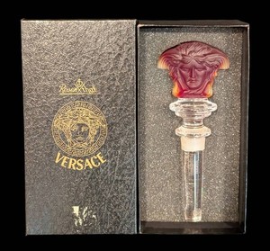 B - Bottle Stopper - Rosenthal Versace Rubinrot Medusa 46609