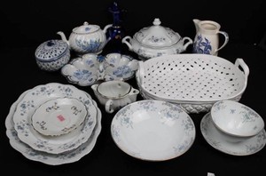 Vintage Blue & White Floral Porcelain Serving Ware Mixed Lot