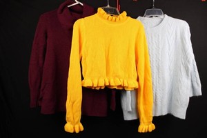 DKNY Jeans, SHEIN & Assorted Knit Sweaters Mixed Lot of 3