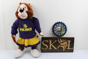 Minnesota Vikings Plush, Football Clock & SKOL Sign Mixed Lot