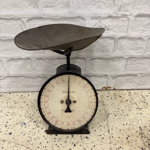 Antique Hanson Bros. 24 lb Cast Iron Countertop Scale