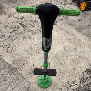 Childrens Pogo Stick with Wide Bounce Tip