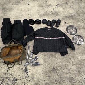 Harley DavidsonMotorcycle gear - Pedals, misc parts, bike cover, glasses & PPE, tank bra, motorcycle rotors etc.